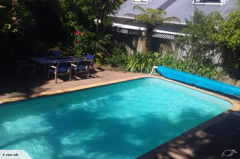 Photo of property in 1/19 Bowman Road, Forrest Hill, Auckland, 0620