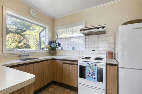 Photo of property in 9 Willis Grove, Wainuiomata, Lower Hutt, 5014