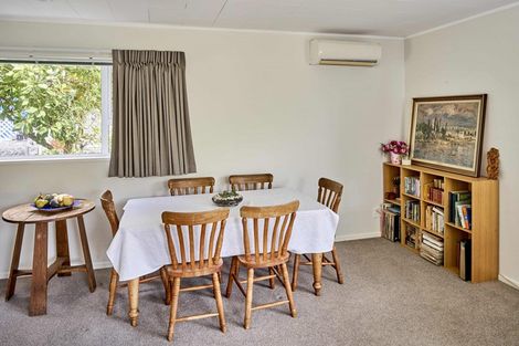 Photo of property in 5 Ayton Drive, Whitby, Porirua, 5024