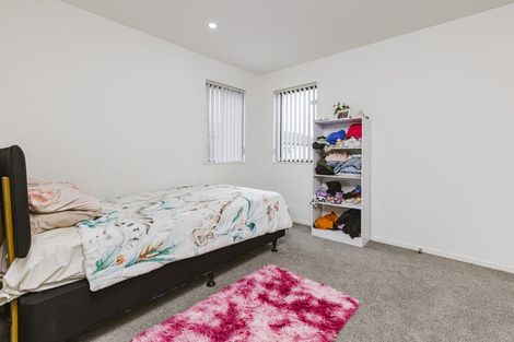 Photo of property in 20b Martin Road, Manurewa, Auckland, 2102