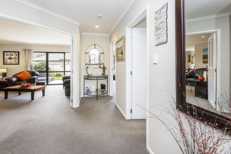 Photo of property in 89 Riverstone Drive, Riverstone Terraces, Upper Hutt, 5018