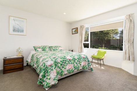 Photo of property in 42 Beauford Place, Parklands, Christchurch, 8083