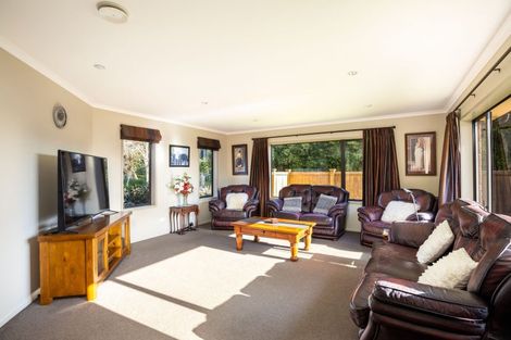 Photo of property in 58e Gilbert Street, New Plymouth, 4310