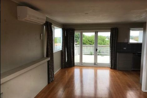 Photo of property in 67 Sycamore Drive, Sunnynook, Auckland, 0620