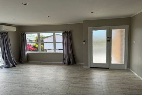 Photo of property in 33 Clark Road, Pahurehure, Papakura, 2113