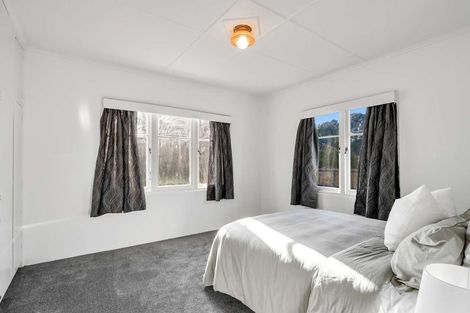 Photo of property in 33 Burns Street, Tawhero, Whanganui, 4501