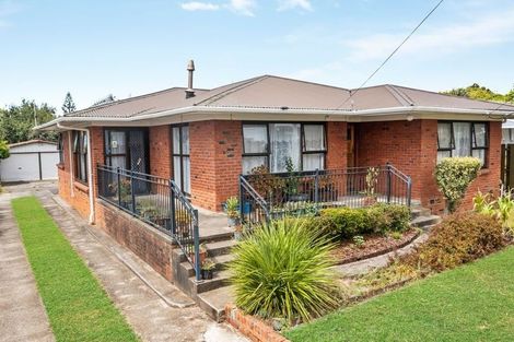 Photo of property in 17 Mckean Avenue, Manurewa, Auckland, 2102