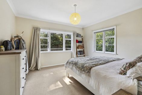 Photo of property in 36 Homewood Avenue, Karori, Wellington, 6012