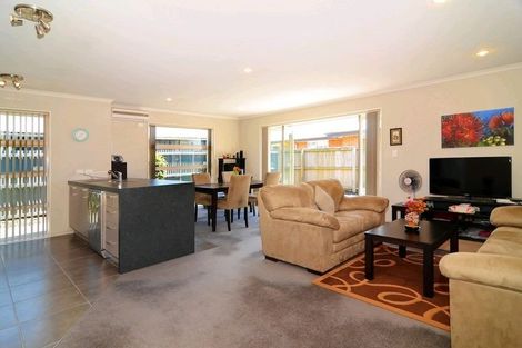 Photo of property in 198a Blenheim Road, Riccarton, Christchurch, 8041