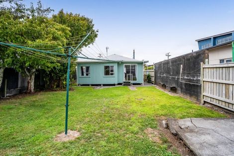 Photo of property in 19a Grey Street, Waitara, 4320
