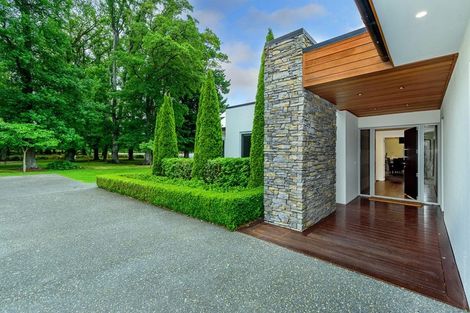 Photo of property in 28 Oakgrove Drive, Rangiora, 7400