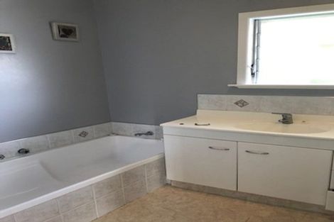 Photo of property in 1/39 Elliot Street, Howick, Auckland, 2014