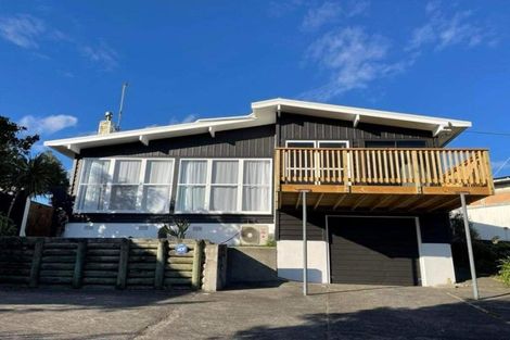 Photo of property in 134 Cornfoot Street, Castlecliff, Whanganui, 4501