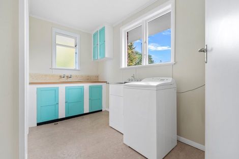 Photo of property in 300 High Street South, Carterton, 5713