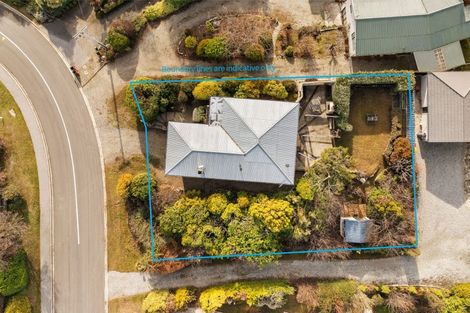 Photo of property in 61 Manuka Crescent, Wanaka, 9305