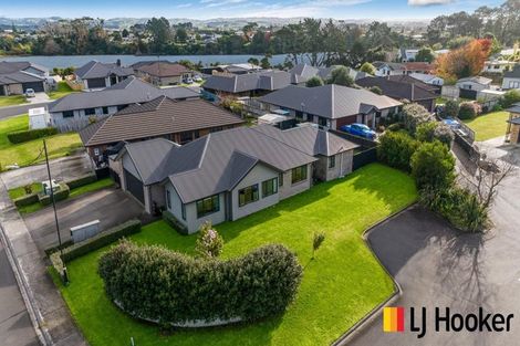 Photo of property in 31 Harbour Crest Drive, Waiuku, 2123