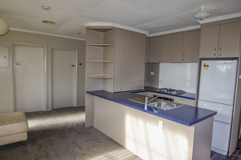 Photo of property in 2 Gavan Street, Cromwell, 9310