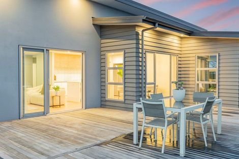 Photo of property in 18 Carrick Place, Mosgiel, 9024