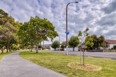 Photo of property in 1/10 Rose Street, Napier South, Napier, 4110