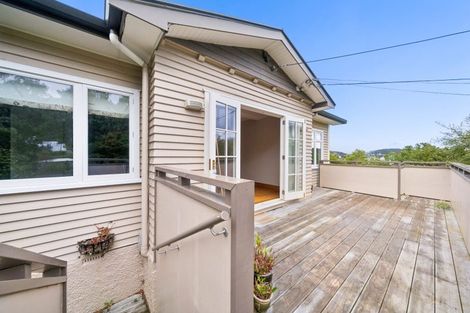 Photo of property in 4 Omar Street, Khandallah, Wellington, 6035