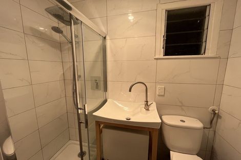 Photo of property in 39 Riverhills Avenue, Pakuranga Heights, Auckland, 2010