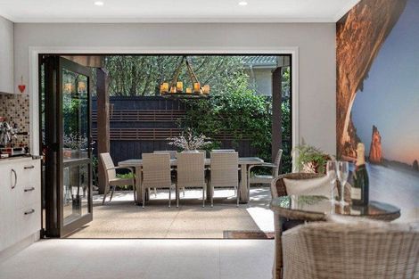 Photo of property in 80a Beach Road, Mellons Bay, Auckland, 2014