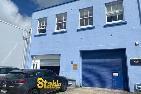 Photo of property in 1/2 King Street, Mount Cook, Wellington, 6021