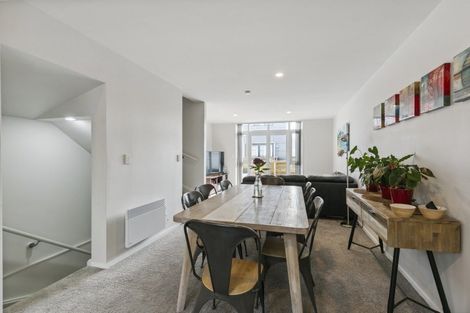 Photo of property in Pirie Street Townhouses, 32/35 Pirie Street, Mount Victoria, Wellington, 6011