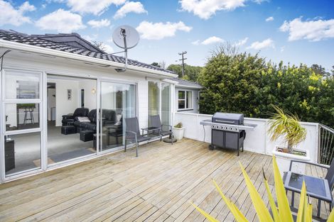 Photo of property in 476 Don Buck Road, Massey, Auckland, 0614