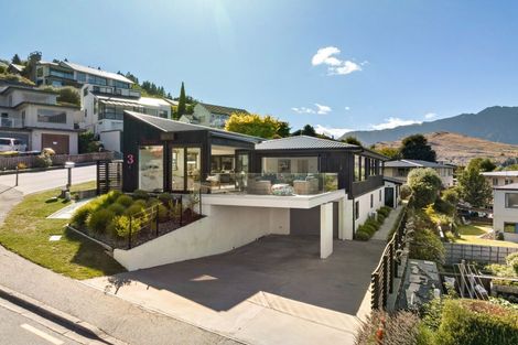Photo of property in 3 Panorama Place, Queenstown, 9300
