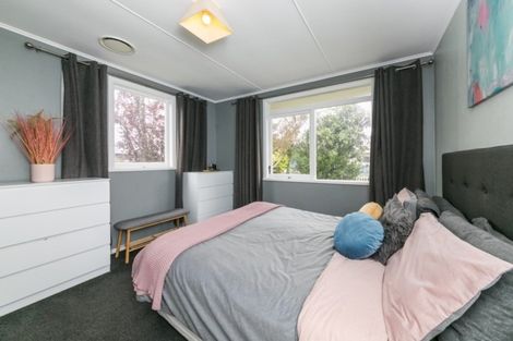 Photo of property in 4 Crichton Place, Havelock North, 4130