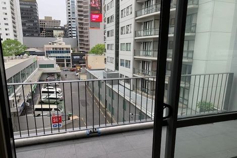 Photo of property in Alpha Apartments, 506/17 Vogel Lane, Auckland Central, Auckland, 1010