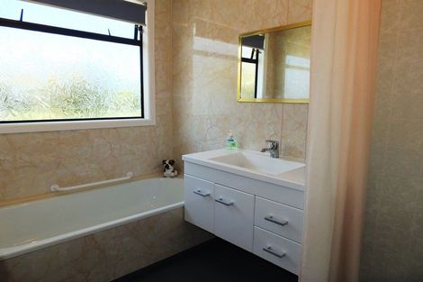 Photo of property in 29 Argyle Street, Weston, Oamaru, 9401