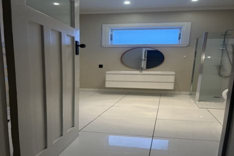 Photo of property in 119 Milton Road, Bluff Hill, Napier, 4110