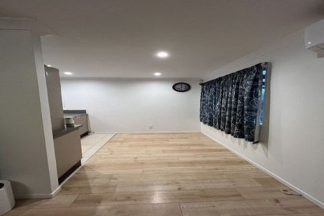 Photo of property in 1 Marvon Downs Avenue, Pakuranga Heights, Auckland, 2010