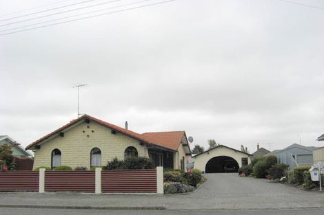 Photo of property in 74 Mcmurdo Street, Tinwald, Ashburton, 7700