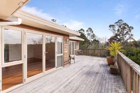 Photo of property in 1175 South Head Road, South Head, Helensville, 0874