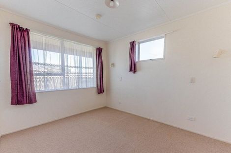 Photo of property in 25 Barton Street, Marton, 4710