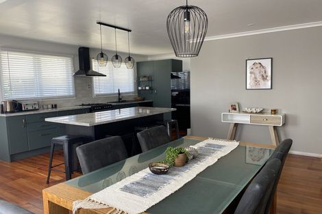 Photo of property in 48 Driver Crescent, Cannons Creek, Porirua, 5024