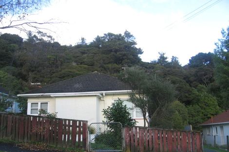 Photo of property in 223 Whites Line East, Waiwhetu, Lower Hutt, 5010