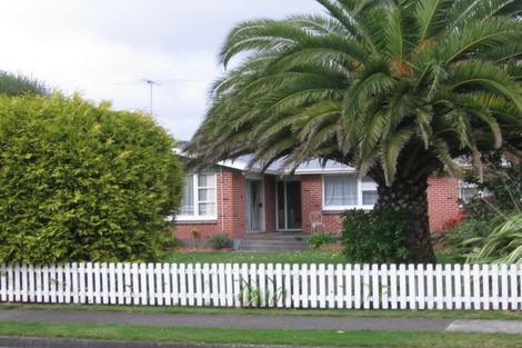 Photo of property in 60 Rimu Street, Waikanae, 5036