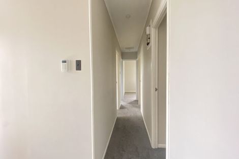 Photo of property in 26 Kirrie Avenue, Te Atatu South, Auckland, 0610