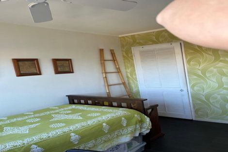 Photo of property in 1/14 Wilisa Rise, Goodwood Heights, Auckland, 2105