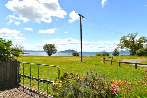 Photo of property in 8 Raukura Place, Koutu, Rotorua, 3010