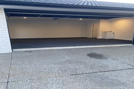 Photo of property in 8 Albatross Lane, Welcome Bay, Tauranga, 3112