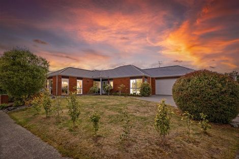 Photo of property in 8 Thornlea Place, Halswell, Christchurch, 8025