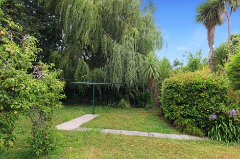 Photo of property in 28 Marina Grove, Hutt Central, Lower Hutt, 5010