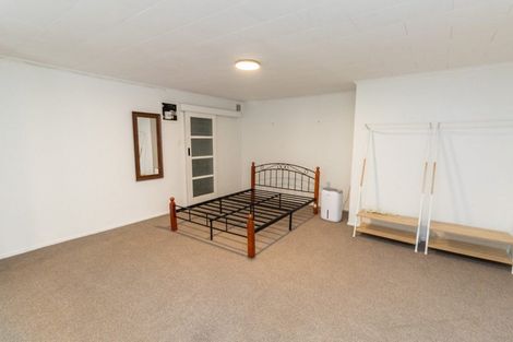 Photo of property in 30c Collins Avenue, Tawa, Wellington, 5028