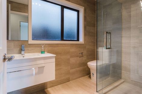 Photo of property in 9a Netherlands Avenue, Kelston, Auckland, 0602