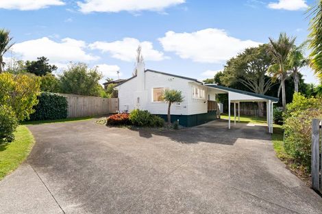 Photo of property in 1/15 Manuka Road, Bayview, Auckland, 0629